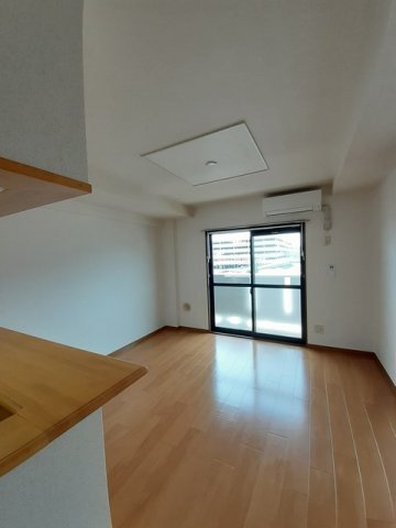 コムフォートワンの居間・リビング|高崎、前橋のお部屋探しはエンドスケープまで！お客様の理想お聞かせ下さい♪
