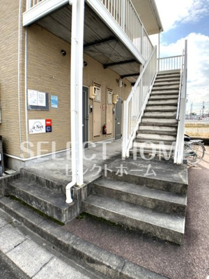 【エントランス】 | カレント | 毎日通るエントランスはこのようになっています