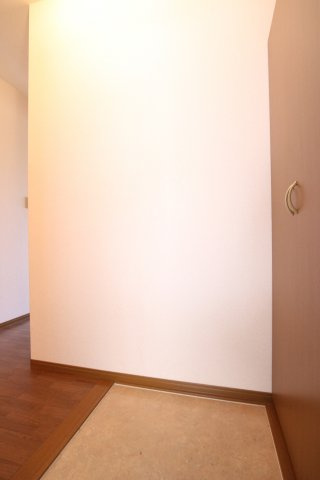 グレースなぎさの玄関