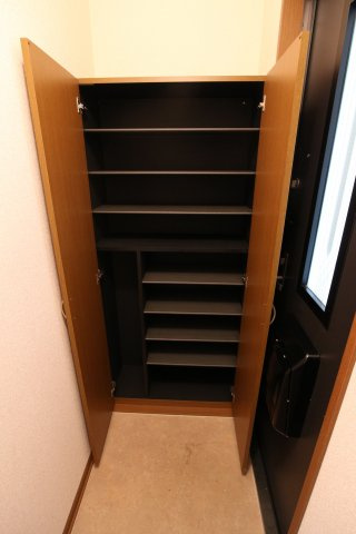 グレースなぎさのその他