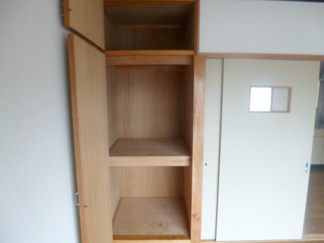 藤ハイツのその他|天袋も付いてます。