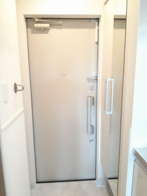 【玄関】 | ヒルサイドⅢ