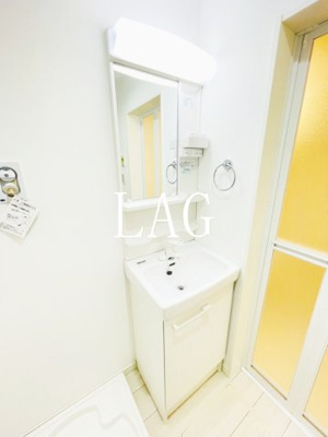 【洗面所】 | コンフォート東四ツ木 | 洗面台です。