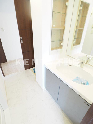 【洗面所】 | レジディア中延 | コンパクトで使いやすい洗面所