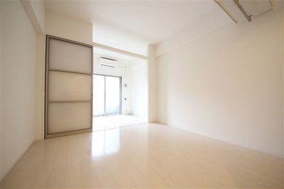 【居間・リビング】 | APRILE南森町