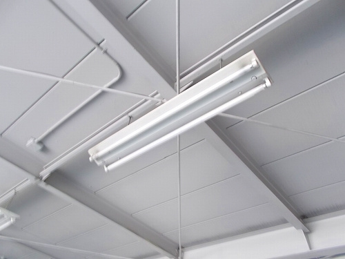 三条町１丁目倉庫付事務所の内装