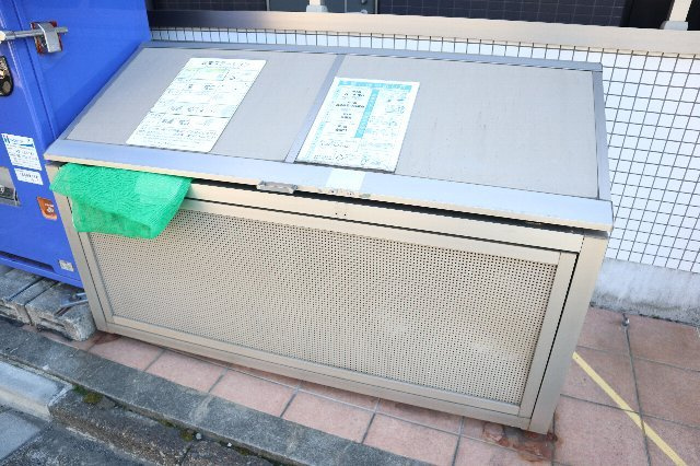 【その他共用部分】 | ｌｅｈｕａ船橋 | 敷地内ごみ置き場です