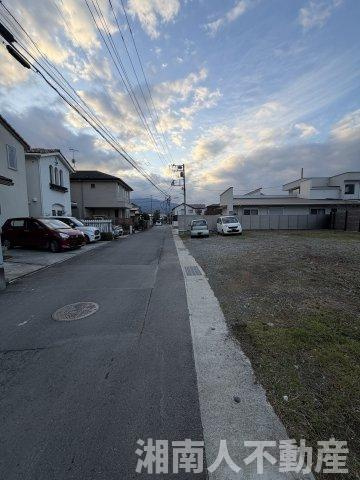 小田原市蓮正寺　売地の前面道路含む現地写真|前面道路含む現地写真です