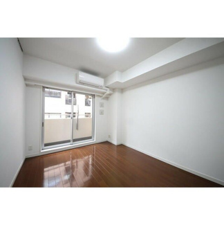 【居間・リビング】 | グランスイート銀座レスティモナーク