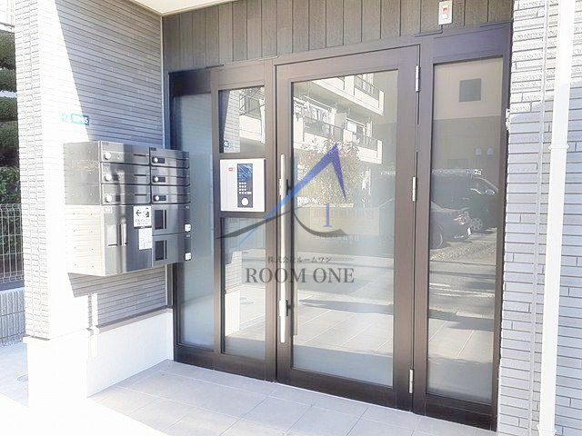 ラ・ベル・リューヌのエントランス|エントランスです。