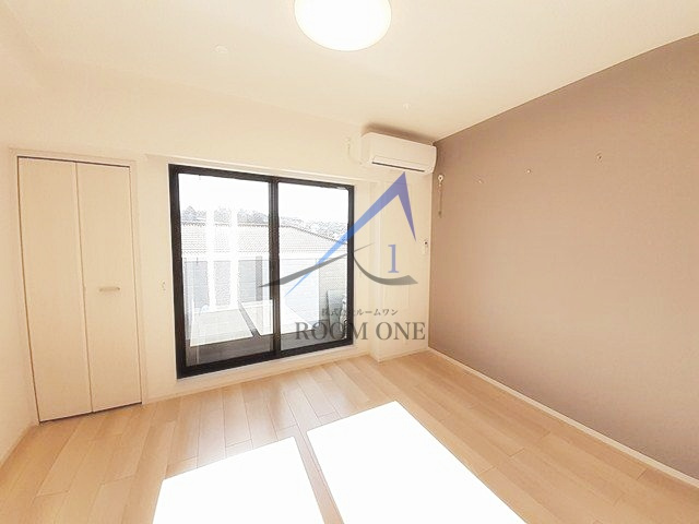 ラ・ベル・リューヌの居間・リビング|洋室のお部屋です。