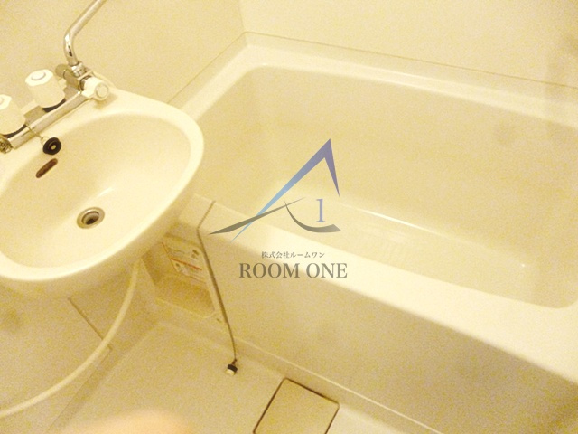 メゾンJフォーレの浴室|お風呂です。