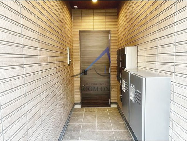 Ｌｙｃｏｒｉｓ西小山のエントランス|エントランスです。