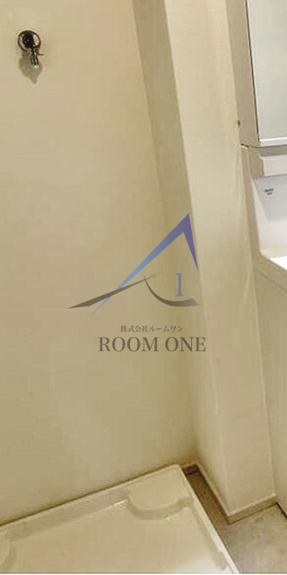 Ｌｙｃｏｒｉｓ西小山の設備|洗濯機置場です。