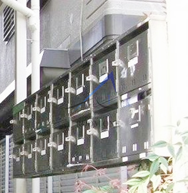 ガーデンハウス三軒茶屋のその他共用部分|集合ポストです。