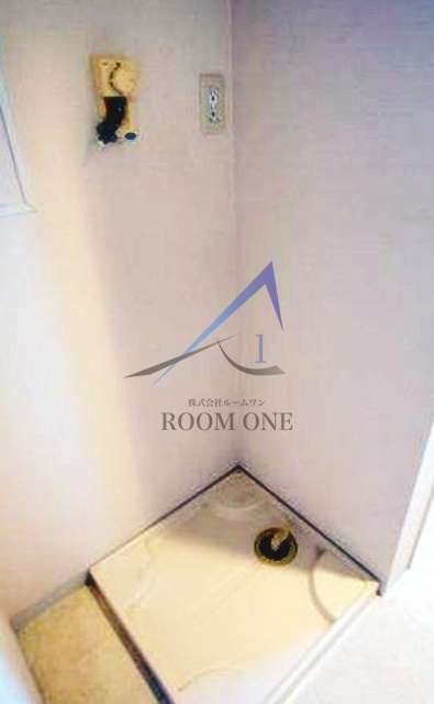 ダイナシティ王子の設備|洗濯機置き場です。