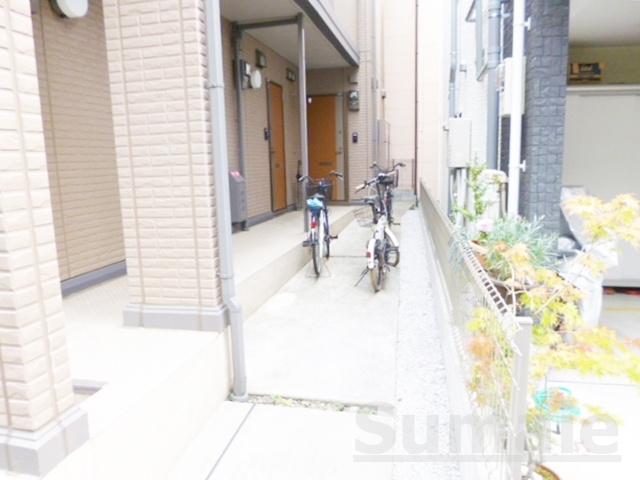フローラ・フジタのその他共用部分|駐輪スペースです☆