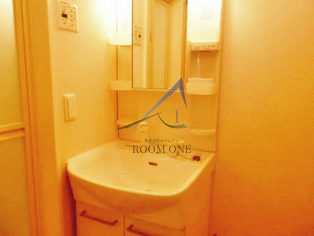 クレールの洗面所|独立洗面台です。