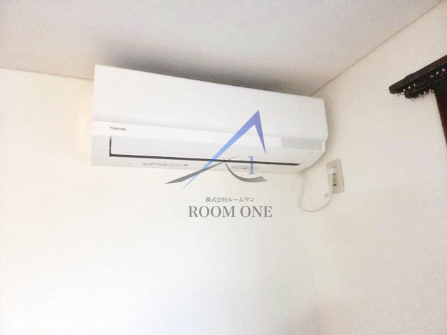 仲居邸の設備|エアコン付です。