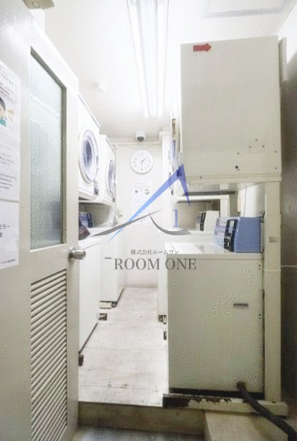 ソフトタウン赤坂