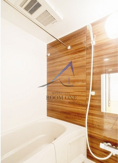 ウェルスクエアイズム三軒茶屋ＳＯＵＴＨの浴室|お風呂です。