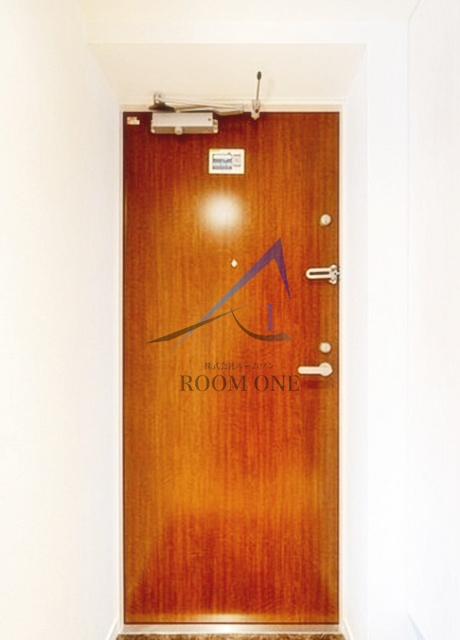 ウェルスクエアイズム三軒茶屋ＳＯＵＴＨの玄関|玄関です。