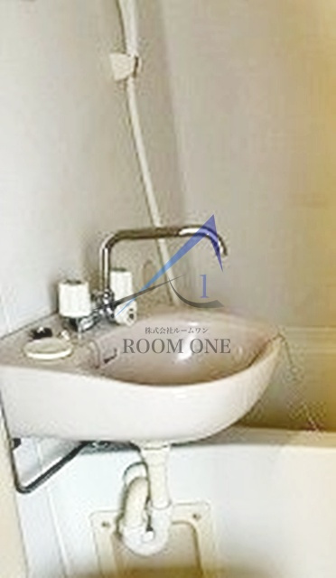 コーポ末広の洗面所|洗面台です。