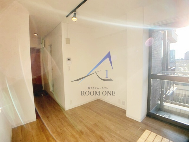 ソフトタウン青山の居間・リビング|洋室のお部屋です。