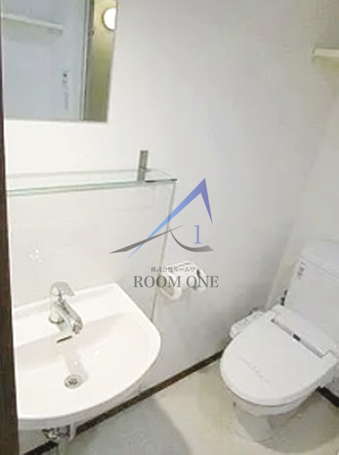 モデリスタの洗面所|独立洗面台です。