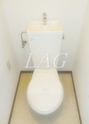 【トイレ】 | ヴァンシャルマンＯＺ | トイレです。