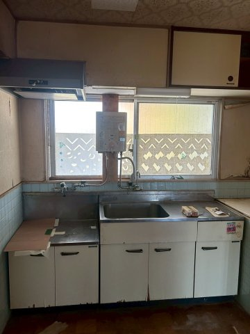 四日市市　一棟マンションのキッチン