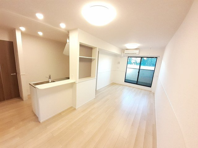 ポスト　フォルトナートＢの居間・リビング