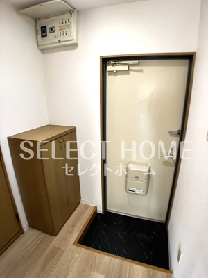 【玄関】 | シャルマン平成 | 明るい玄関です