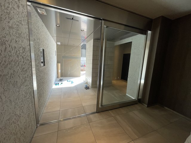 アーバネックス本町Ⅱのエントランス