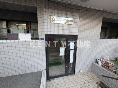 【エントランス】 | ハイツオカダ | ゆとりのあるエントランスです