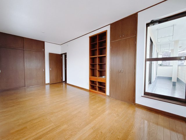 【中古戸建】前橋市田口町1期の洋室|■2階洋室｜子供部屋のメリットは「自立心を養うことができる」「自分で整理整頓できるようになる」そして、お子様が成長した際には「プライバシーを確保できる」といい事だらけ♪