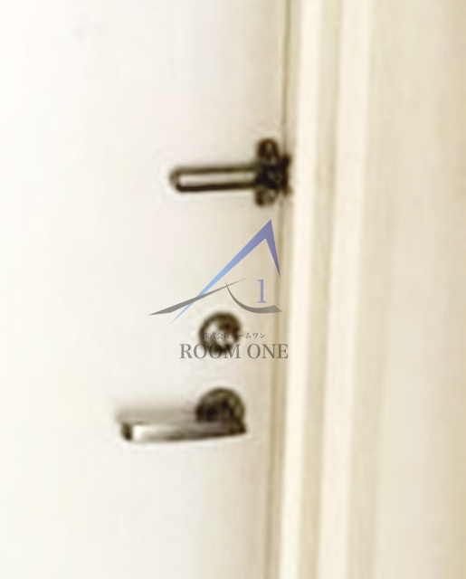 アーバン・ドヌールのその他