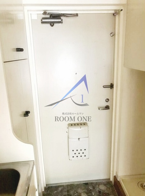 アーバン・ドヌールの玄関|玄関です。