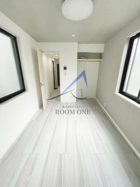 ラリュール不動前の居間・リビング|洋室のお部屋です。