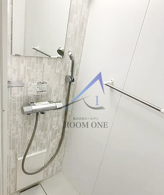 ソルナクレイシア学芸大学のシャワールーム|シャワールームです。