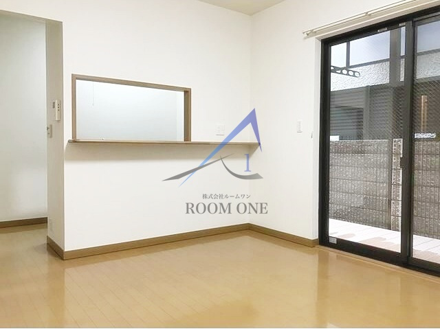 サニーヒルズ自由が丘の居間・リビング|洋室のお部屋です。