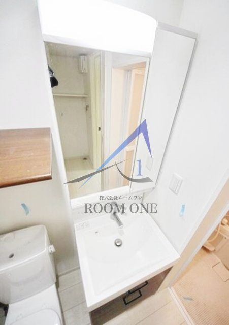 ハーミットクラブハウス白楽Ⅱの洗面所|洗面台です。