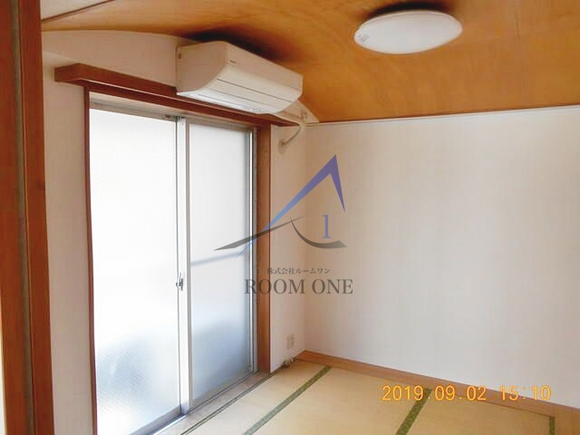 露木ビルの居間・リビング|洋室のお部屋です。