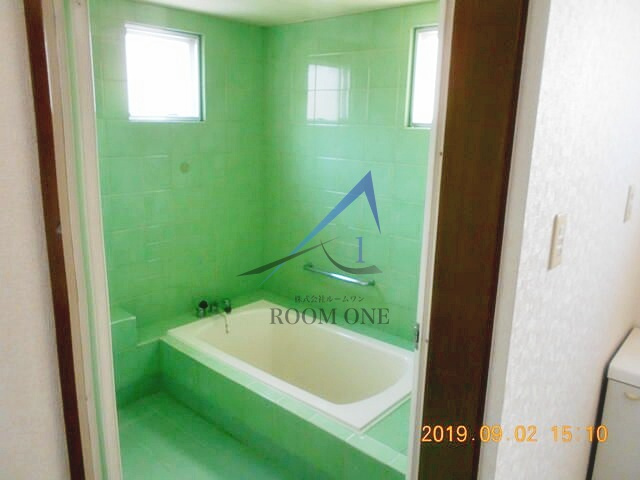 露木ビルの浴室|お風呂です。