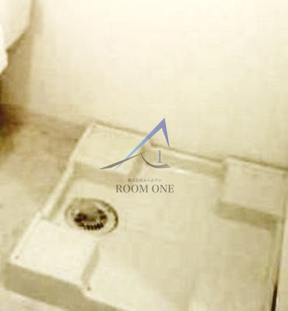 エテルノ両国リバーサイドの設備|洗濯機置き場です。