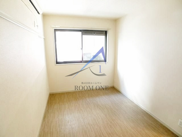 プリマヴェールの居間・リビング|洋室のお部屋です。