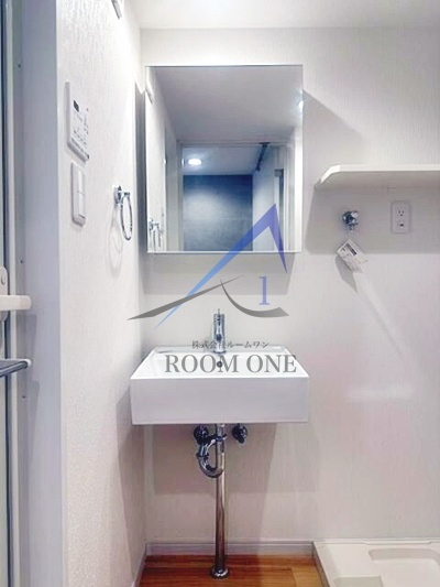 Ｌｕｄｅｎｓ中板橋の洗面所|洗面台です。