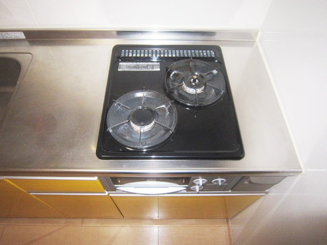 シャルマン松香園（ショウコウエン）のキッチン|お料理しやすいキッチンです