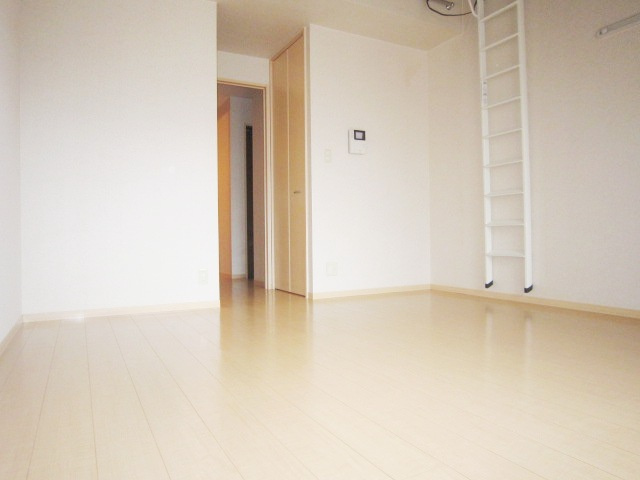 シャルマン松香園（ショウコウエン）の居間・リビング|おしゃれな居間です