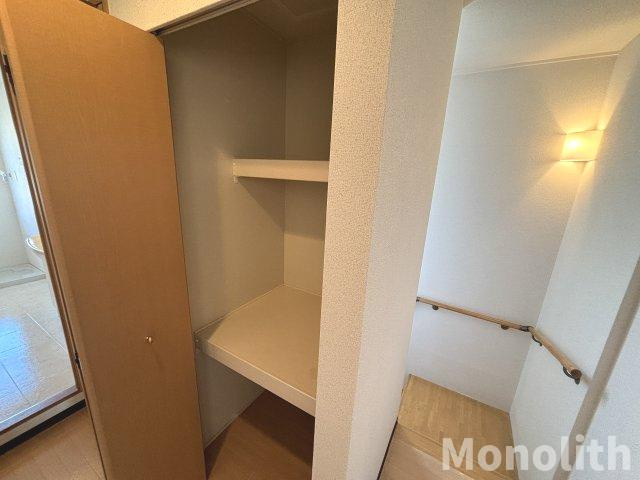 ネオビヤンIの内装